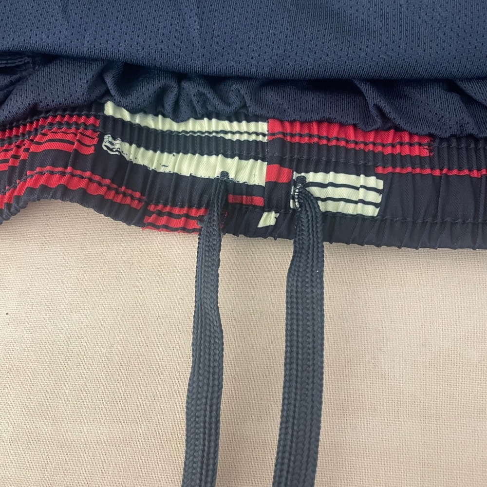 Oiselle Mac Roga Running Shorts Womens 8 Red Navy Blue Print Zipper Pocket - Picture 6 of 8